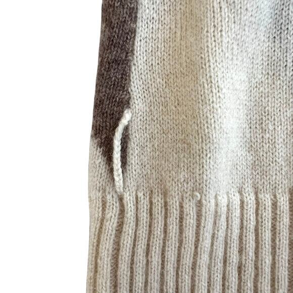 Burning Torch 100% Cashmere Argyle Sweater Beaded Detail Beige M
Retail $295 - Picture 7 of 9
